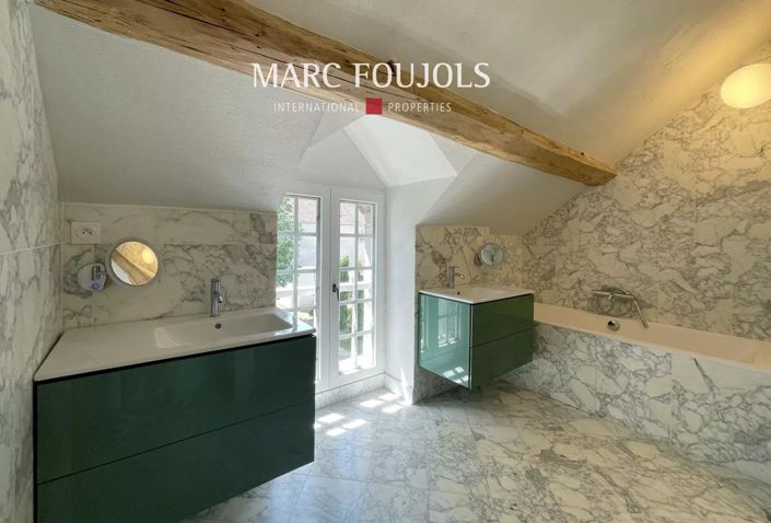 Image No.22-6 Bed House for sale