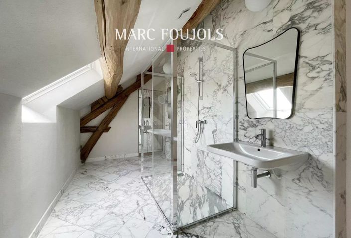 Image No.26-6 Bed House for sale