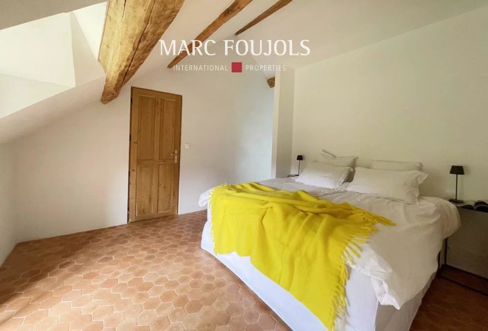 Image No.28-6 Bed House for sale