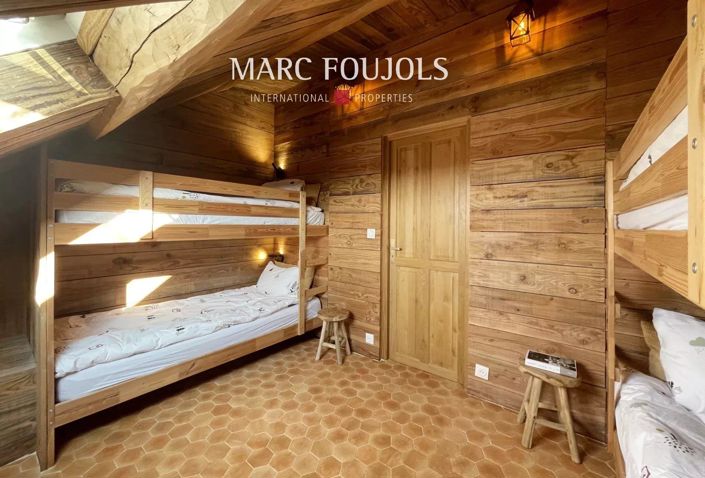 Image No.31-6 Bed House for sale