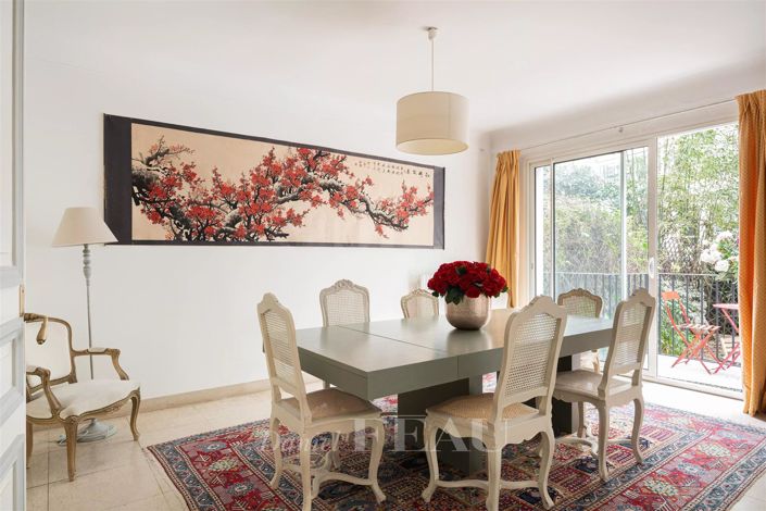 Image No.10-5 Bed House for sale