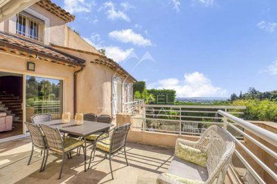 Maison de 4 chambres à vendre à Mandelieu-la-Napoule