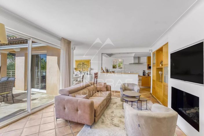 Image No.5-Maison de 4 chambres à vendre à Mandelieu-la-Napoule