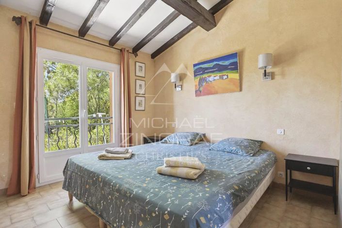 Image No.7-3 Bed House for sale