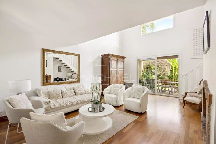 Image No.3-Maison de 4 chambres à vendre à Nice