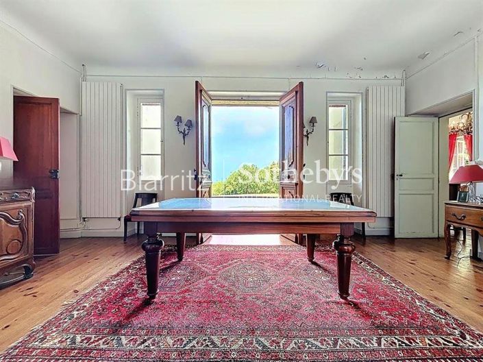 Image No.12-5 Bed House for sale