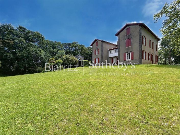 Image No.2-5 Bed House for sale