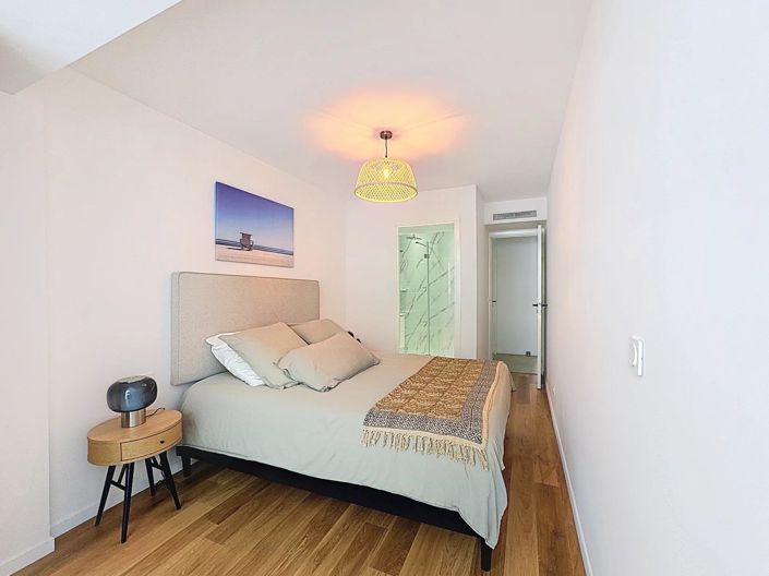 Image No.12-Appartement de 2 chambres à vendre à Cannes