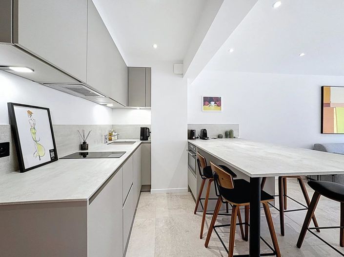 Image No.6-Appartement de 2 chambres à vendre à Cannes