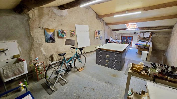 Image No.12-3 Bed House for sale