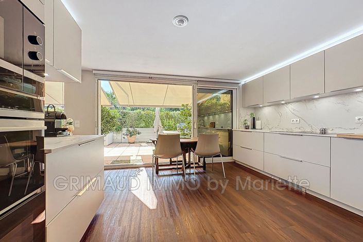 Image No.9-3 Bed Apartment for sale