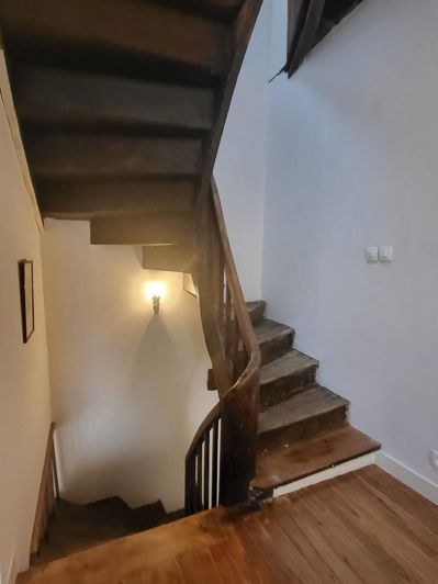 Image No.9-3 Bed House for sale