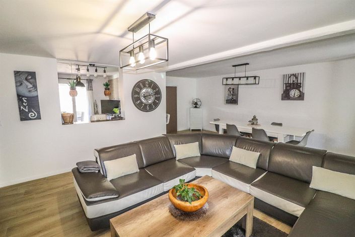 Image No.31-2 Bed House for sale