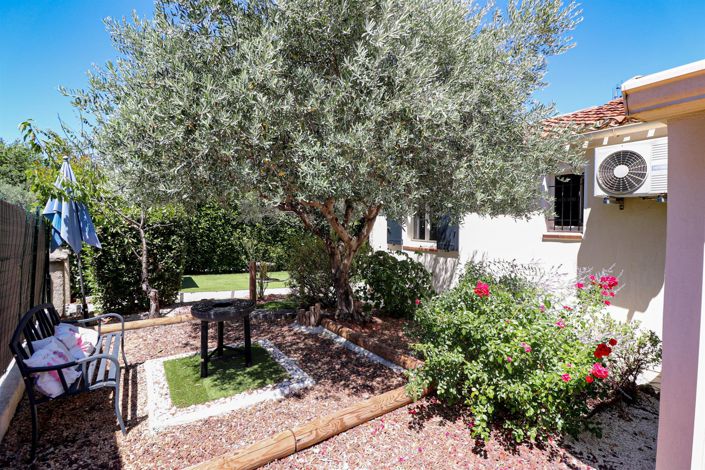 Image No.6-2 Bed House for sale