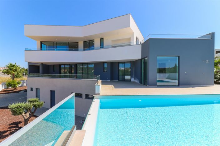 Image No.4-4 Bed House for sale