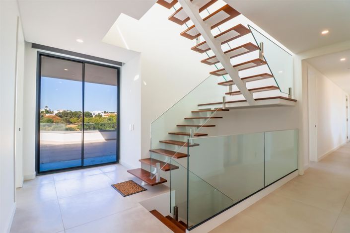 Image No.45-4 Bed House for sale