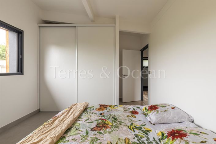 Image No.17-4 Bed House for sale