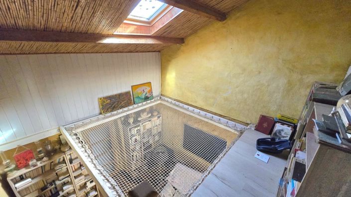 Image No.10-4 Bed House for sale