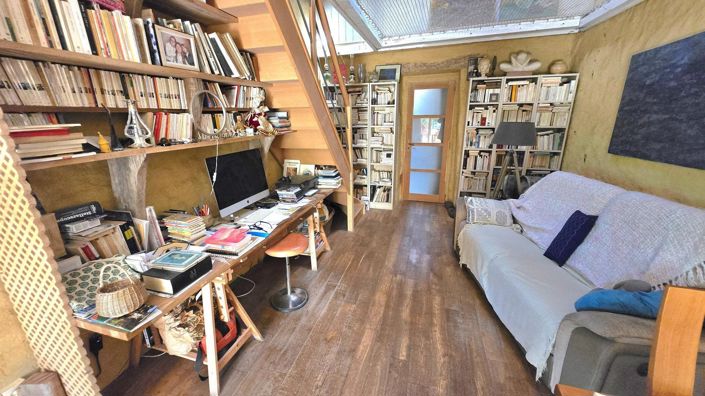 Image No.9-4 Bed House for sale