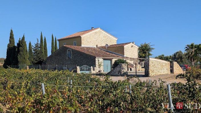 Image No.2-4 Bed Property for sale