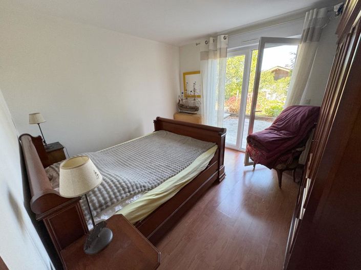 Image No.8-3 Bed House for sale