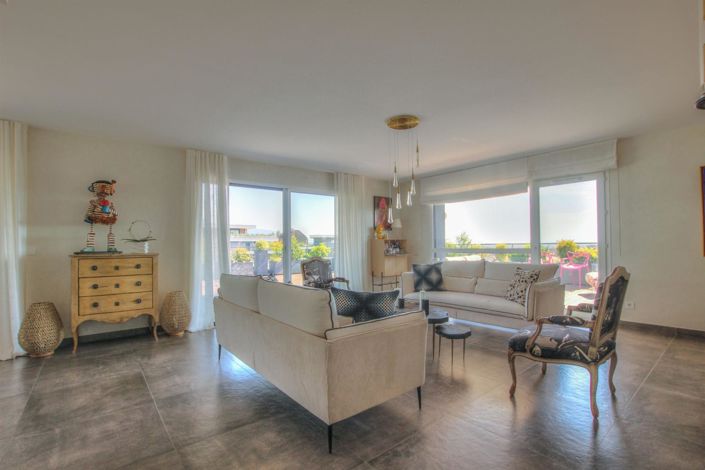 Image No.6-3 Bed Apartment for sale