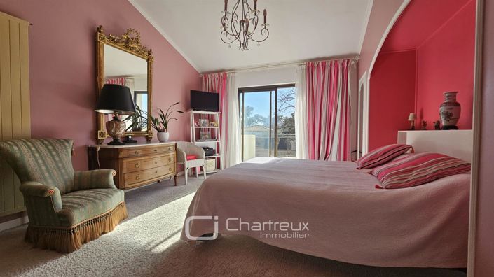 Image No.14-6 Bed House for sale