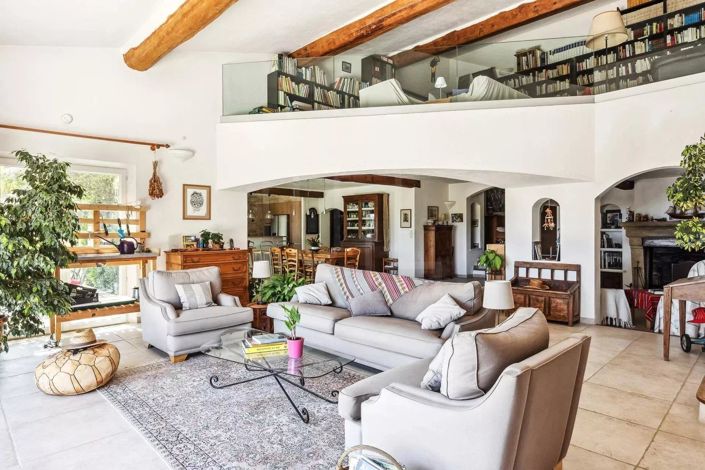 Image No.13-6 Bed House for sale