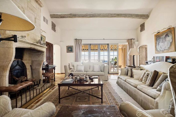 Image No.6-9 Bed House for sale