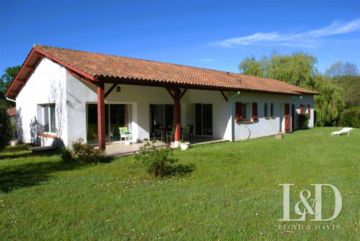 Image No.5-5 Bed House for sale