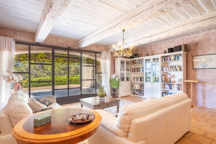 Image No.14-4 Bed House for sale