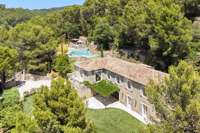 Image No.2-4 Bed House for sale