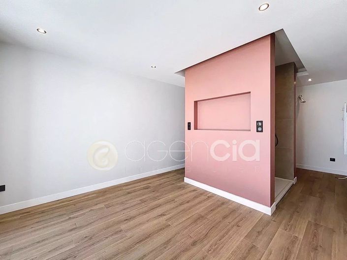 Image No.13-3 Bed Apartment for sale