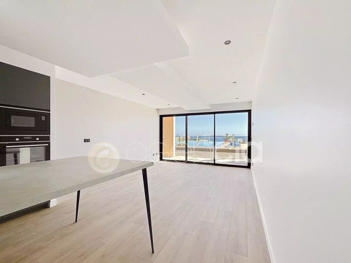 Image No.8-Appartement de 3 chambres à vendre à Cannes