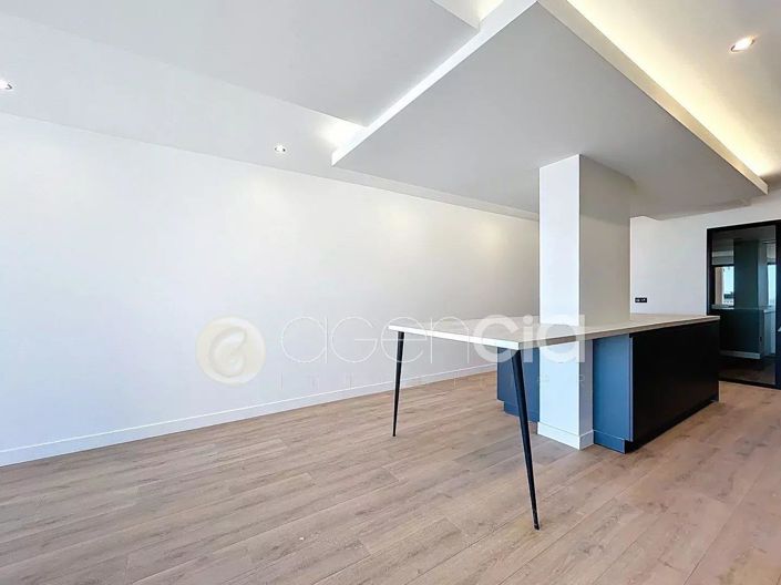 Image No.9-Appartement de 3 chambres à vendre à Cannes