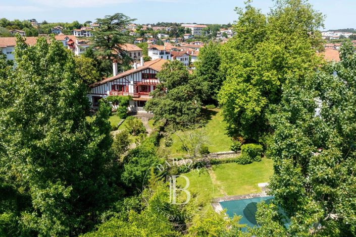 Image No.26-11 Bed House for sale