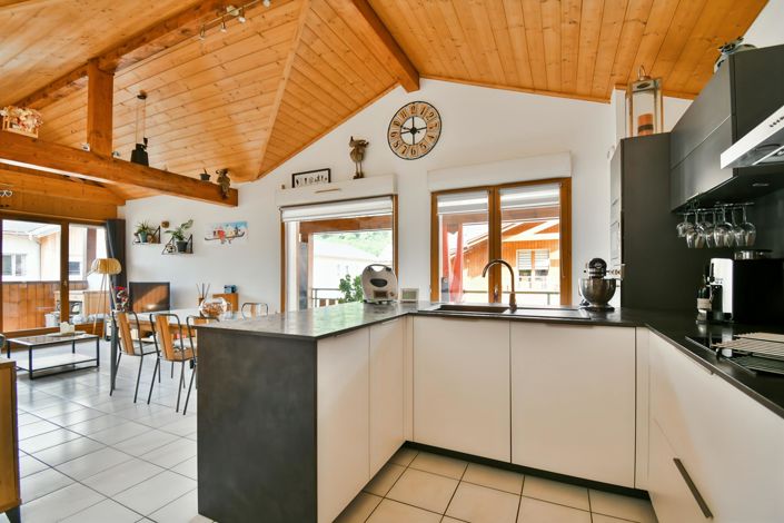 Image No.1-3 Bed Apartment for sale