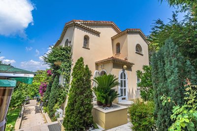 1 - Antibes, House