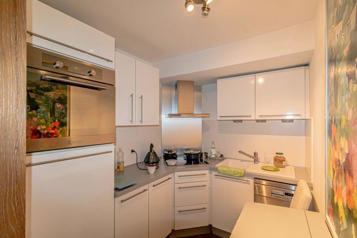 Image No.30-3 Bed House for sale