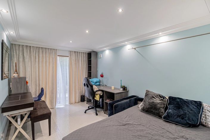 Image No.34-3 Bed House for sale