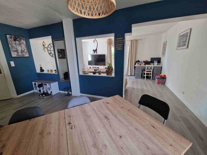 Image No.5-4 Bed House for sale