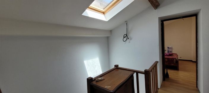 Image No.10-5 Bed House for sale