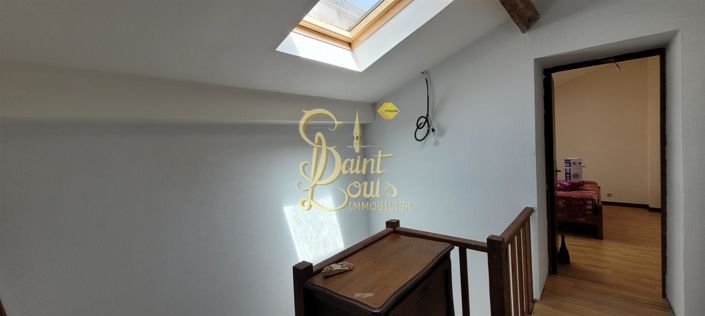 Image No.10-5 Bed House for sale