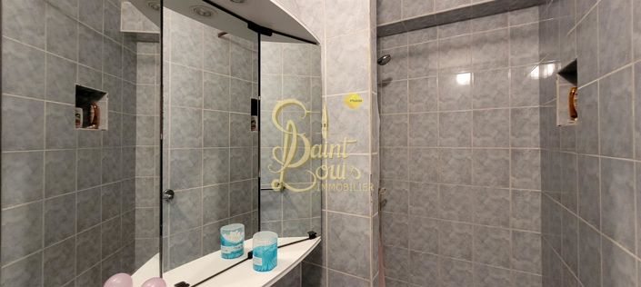 Image No.11-5 Bed House for sale