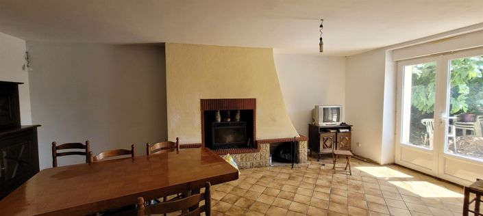 Image No.3-5 Bed House for sale