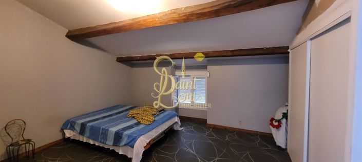 Image No.6-5 Bed House for sale