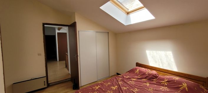 Image No.7-5 Bed House for sale