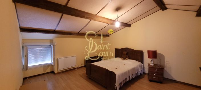 Image No.9-5 Bed House for sale