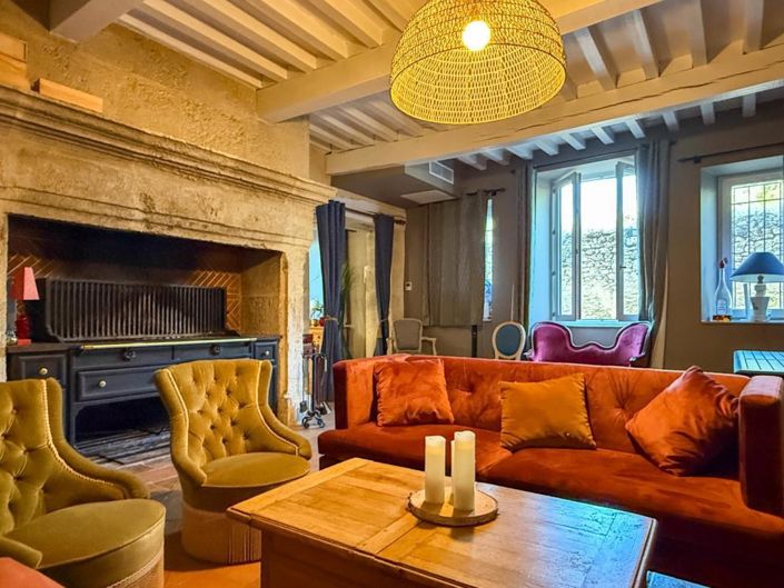 Image No.10-9 Bed House for sale