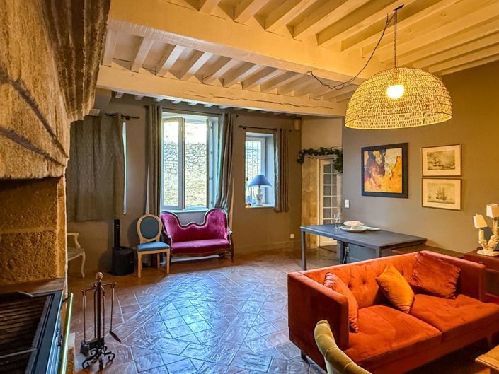 Image No.11-9 Bed House for sale